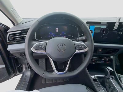2026 Volkswagen Jetta - Photo 10