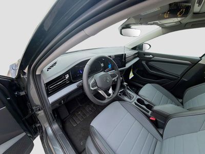 2026 Volkswagen Jetta - Photo 9