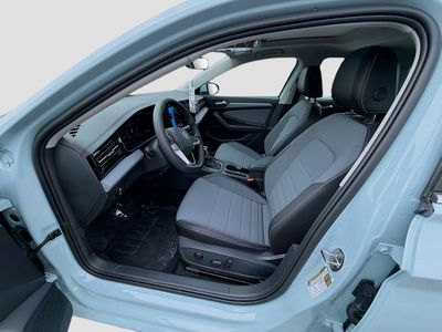 2026 Volkswagen Jetta - Photo 16