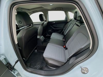 2026 Volkswagen Jetta - Photo 19