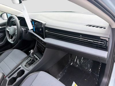 2026 Volkswagen Jetta - Photo 23