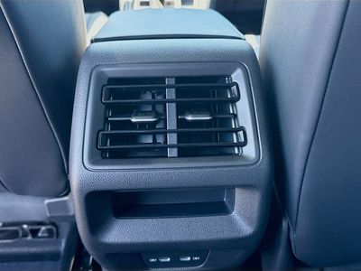2026 Volkswagen Tiguan - Photo 19