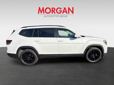 2026 Volkswagen Atlas — photo 8 view