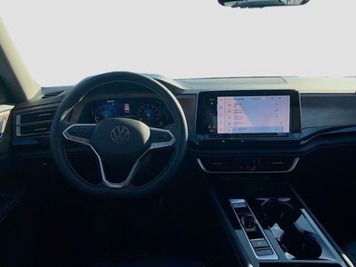 2026 Volkswagen Atlas — photo 17 view
