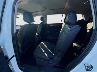 2026 Volkswagen Atlas — photo 20 view