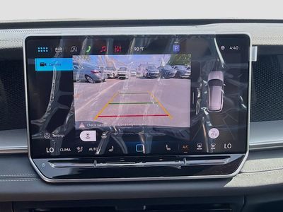 2026 Volkswagen Tiguan - Photo 13