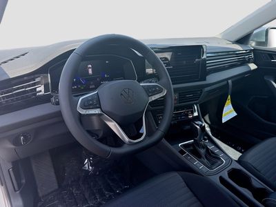 2026 Volkswagen Jetta - Photo 9
