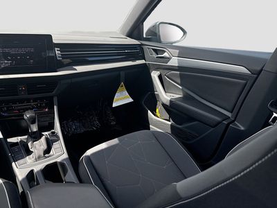 2026 Volkswagen Jetta - Photo 18