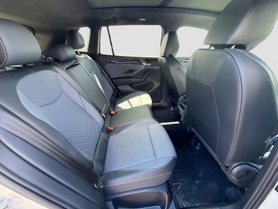 2026 Volkswagen Tiguan - Photo 22