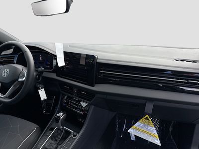 2026 Volkswagen Jetta - Photo 23