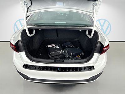 2026 Volkswagen Jetta - Photo 21