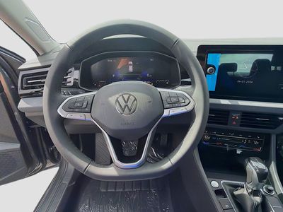 2026 Volkswagen Jetta - Photo 10