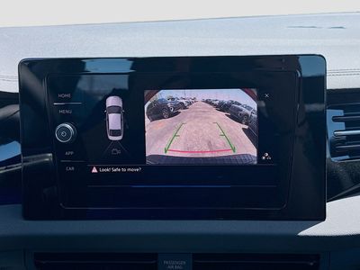 2026 Volkswagen Jetta - Photo 13