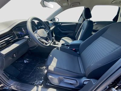 2026 Volkswagen Jetta - Photo 16