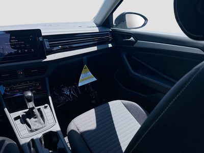 2026 Volkswagen Jetta - Photo 18