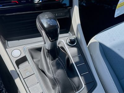2026 Volkswagen Jetta - Photo 15