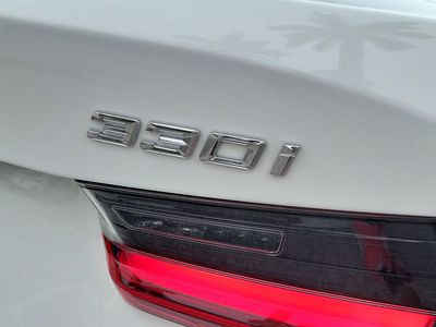 2024 BMW 3 Series - Photo 5