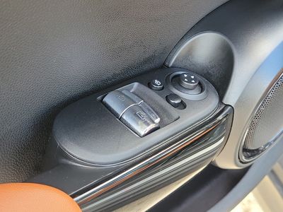 2024 MINI Hardtop 2 Door - Photo 14