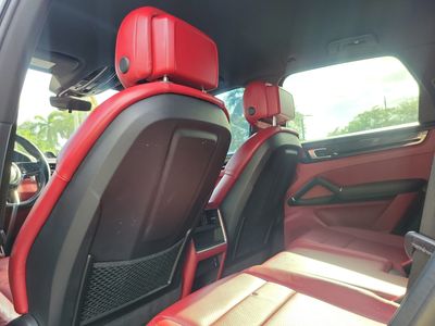 2021 Porsche Cayenne - Photo 12