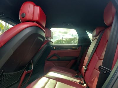2021 Porsche Cayenne - Photo 11