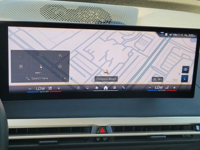 2026 BMW iX - Photo 28