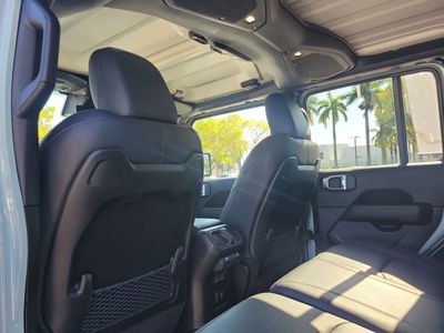 2024 Jeep Wrangler 4xe - Photo 11