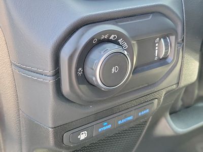 2024 Jeep Wrangler 4xe - Photo 20