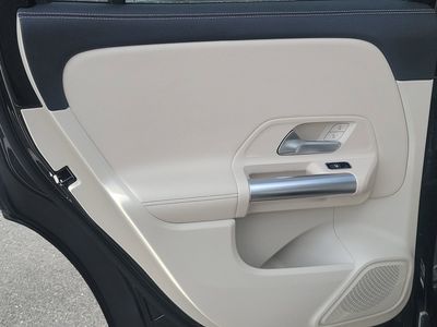 2025 Mercedes-Benz GLA - Photo 9