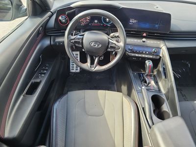 2023 Hyundai Elantra - Photo 13