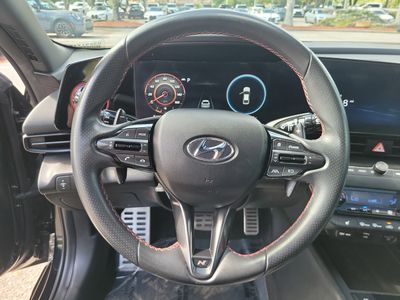 2023 Hyundai Elantra - Photo 22