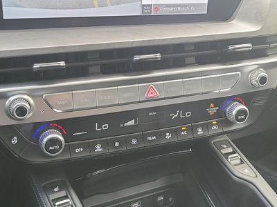 2024 Kia Telluride - Photo 31