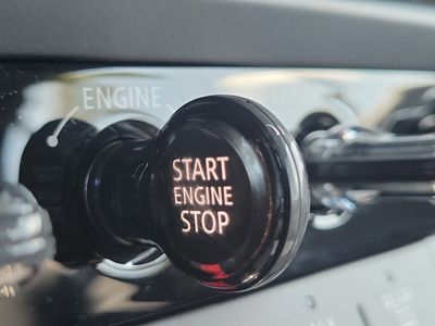 2025 MINI Convertible - Photo 31