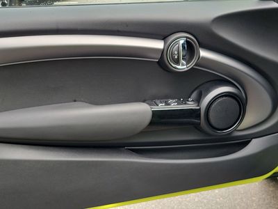 2024 MINI Convertible - Photo 9