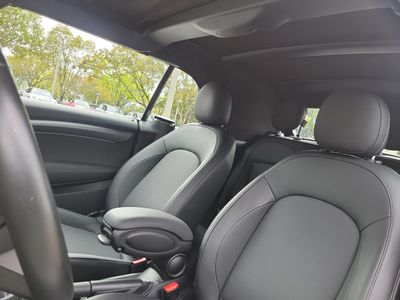 2024 MINI Convertible - Photo 15