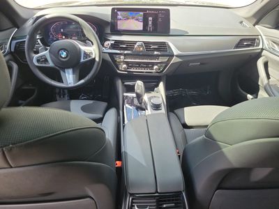 2023 BMW 5 Series - Photo 17
