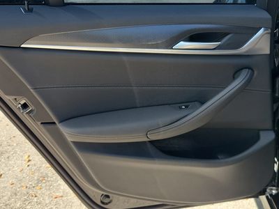 2023 BMW 5 Series - Photo 13