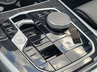 2025 BMW X5 - Photo 34