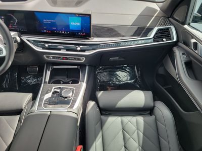 2025 BMW X5 - Photo 18