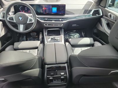 2025 BMW X5 - Photo 16