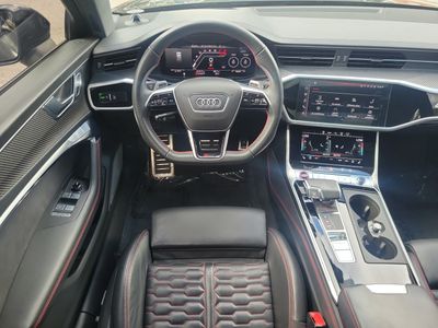 2022 Audi RS 6 Avant - Photo 14