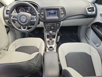 2019 Jeep Compass - Photo 13