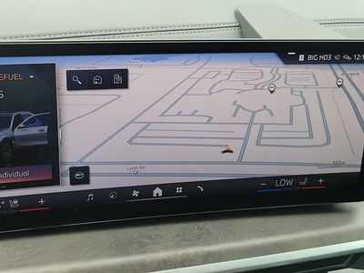 2025 BMW X5 - Photo 32