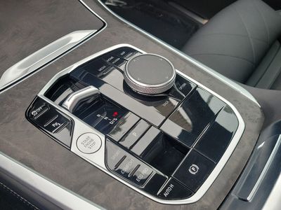 2025 BMW X5 - Photo 35