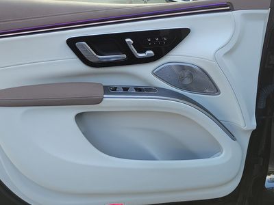 2023 Mercedes-Benz EQS - Photo 17