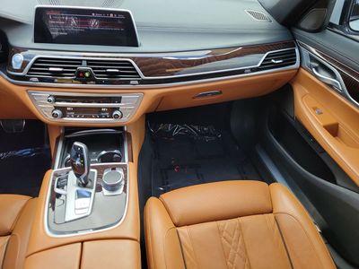 2022 BMW 7 Series - Photo 9