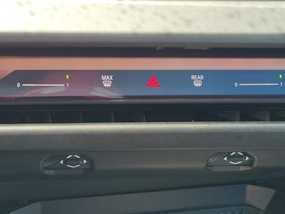 2025 BMW X3 - Photo 31