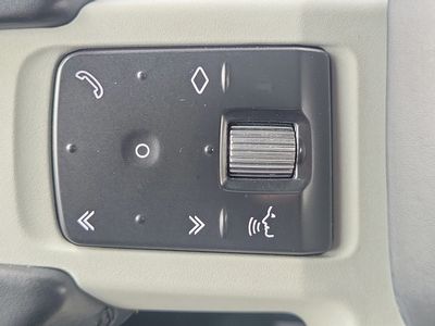 2022 Land Rover Defender - Photo 23