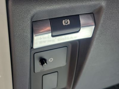 2022 Land Rover Defender - Photo 21