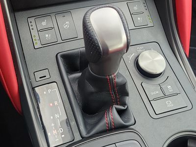 2023 Lexus IS - Photo 31