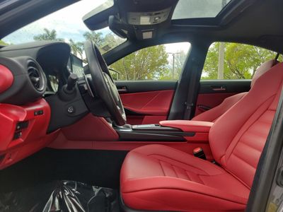 2023 Lexus IS - Photo 18